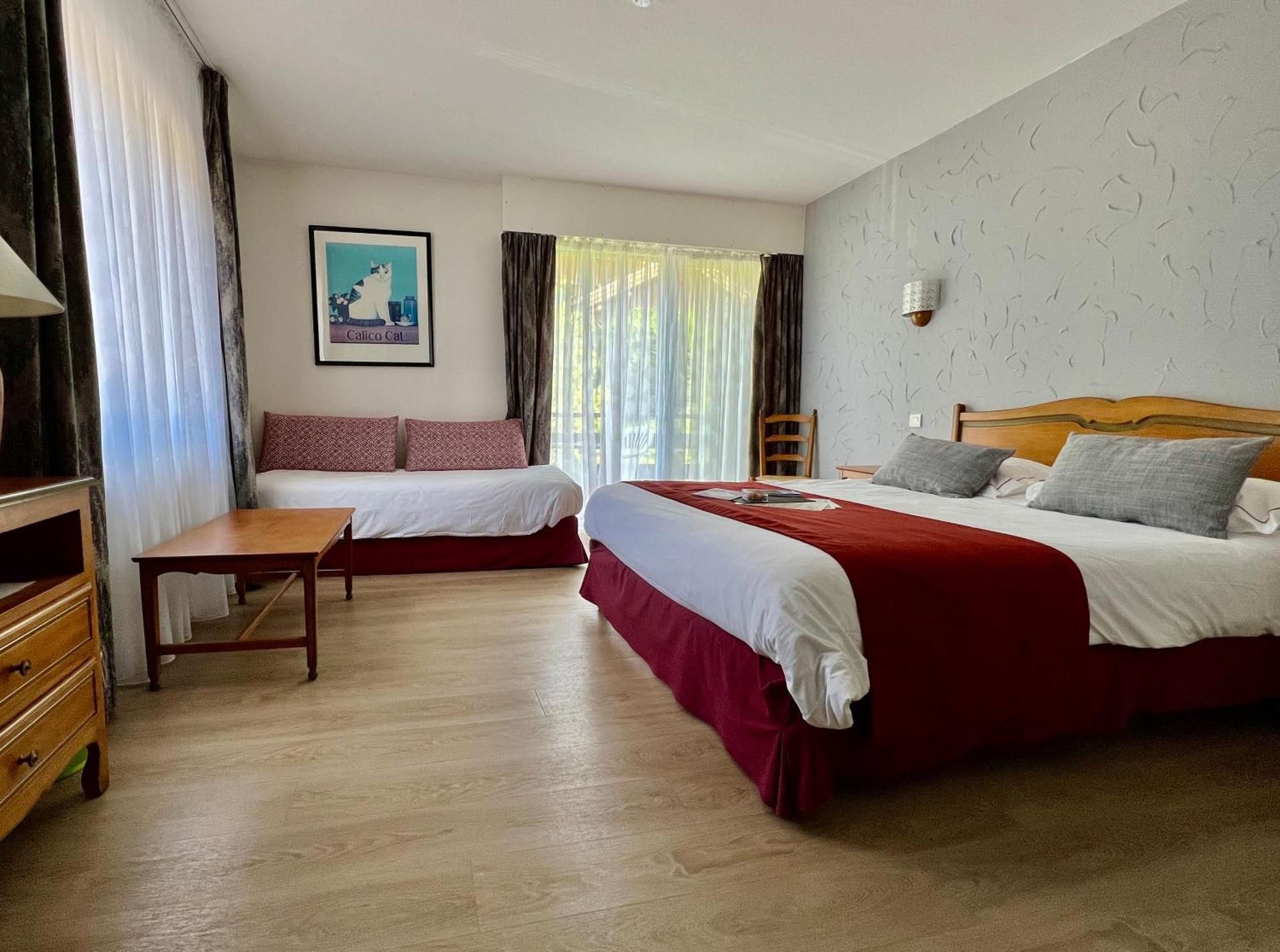 Logis Hotel, Chalets Et Restaurant Les Chatelmines La Bresse Buitenkant foto