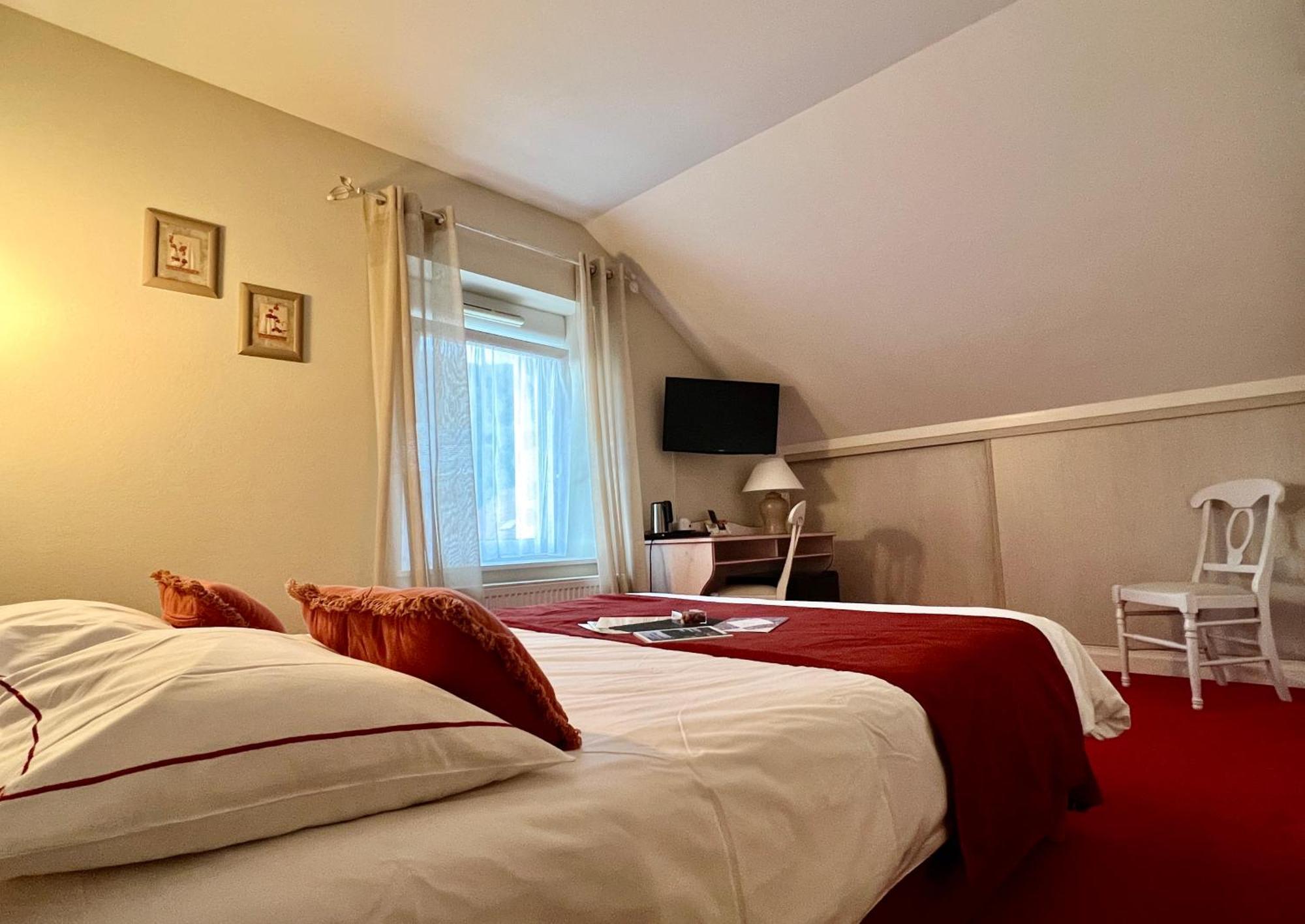 Logis Hotel, Chalets Et Restaurant Les Chatelmines La Bresse Buitenkant foto