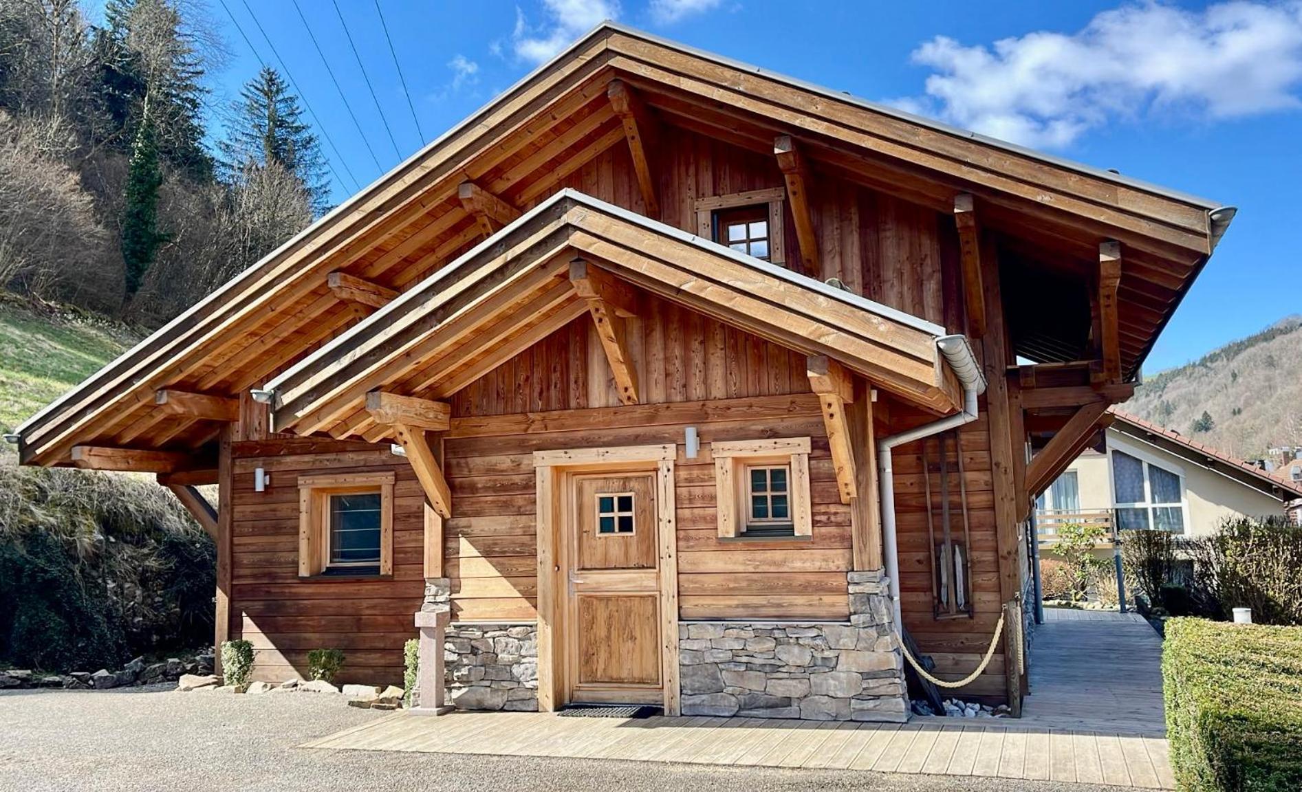Logis Hotel, Chalets Et Restaurant Les Chatelmines La Bresse Buitenkant foto